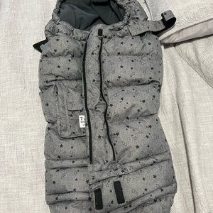 Blanket 212 evolution. Stroller, & car seat foot muff. One size 0-4T.